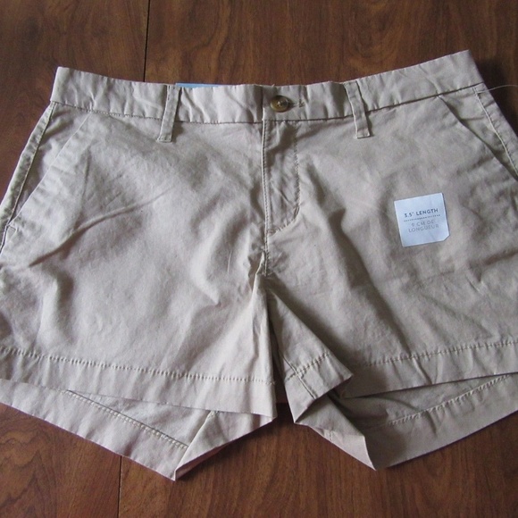Old Navy Size 16 Tan Khaki Solid 3.5" Shorts NWT - Picture 1 of 2